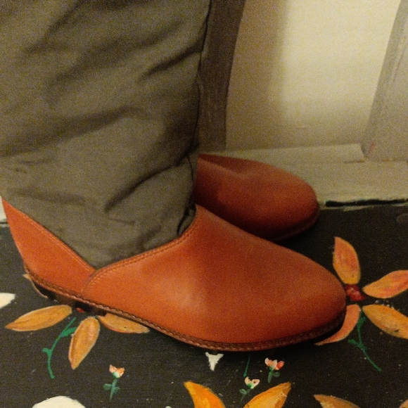 Dearfoams Brown and Green Women's Winter Boots - Picture 5 of 9